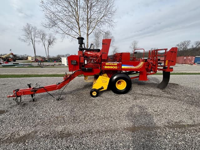 Image of New Holland BB900 equipment image 1