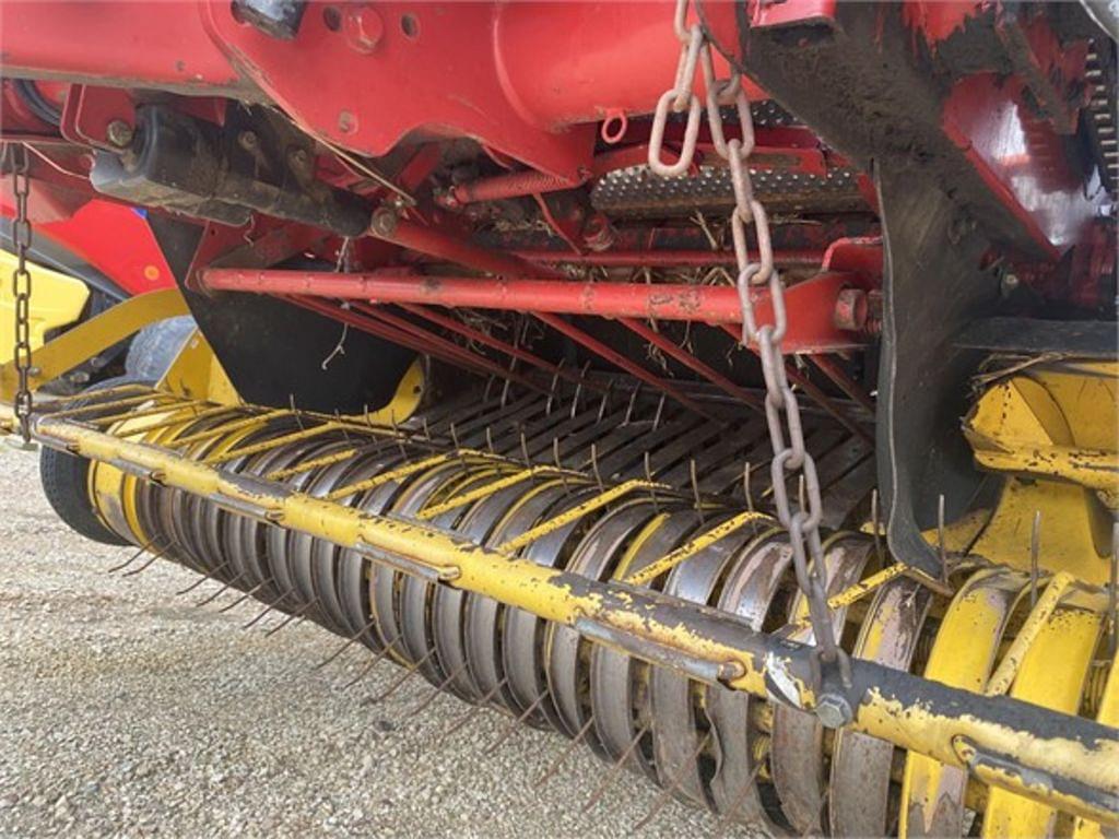 Image of New Holland BR740 Silage Special Image 1