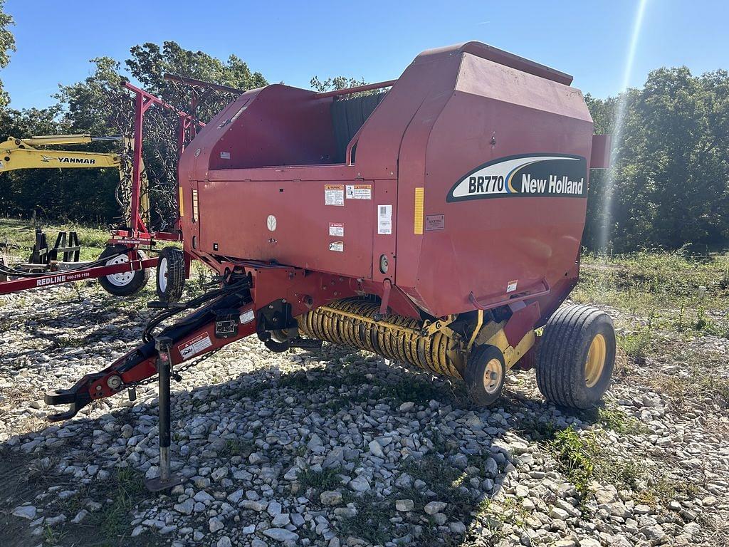 Image of New Holland BR770 Primary image