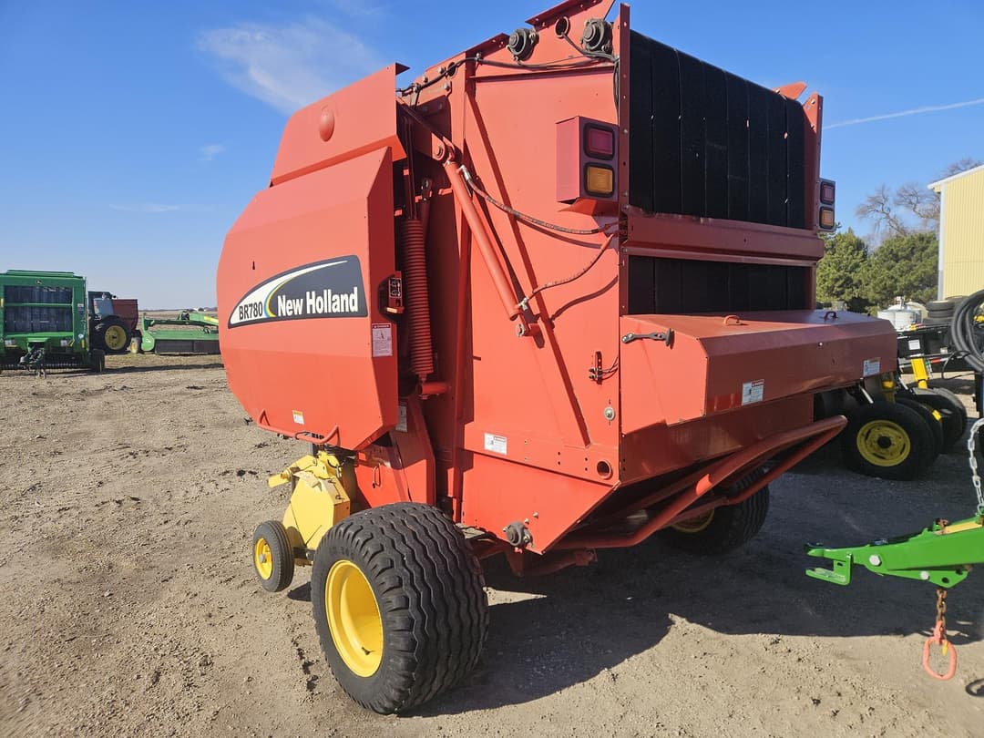 Image of New Holland BR780 Image 1