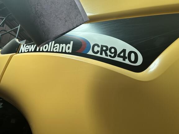 Image of New Holland CR940 equipment image 1