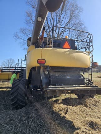 Image of New Holland CR960 equipment image 1