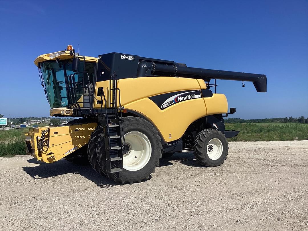 Image of New Holland CR960 Primary image