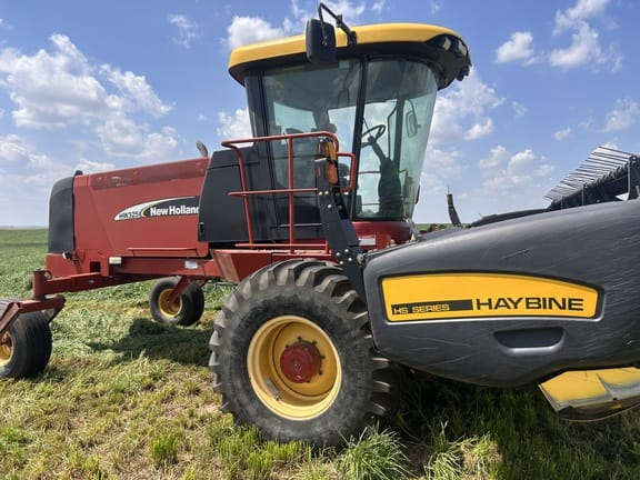 2005 New Holland HW325 Equipment Image0