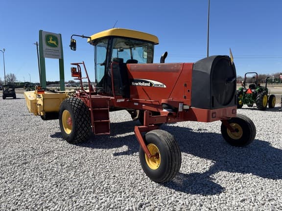 Image of New Holland HW345 equipment image 2
