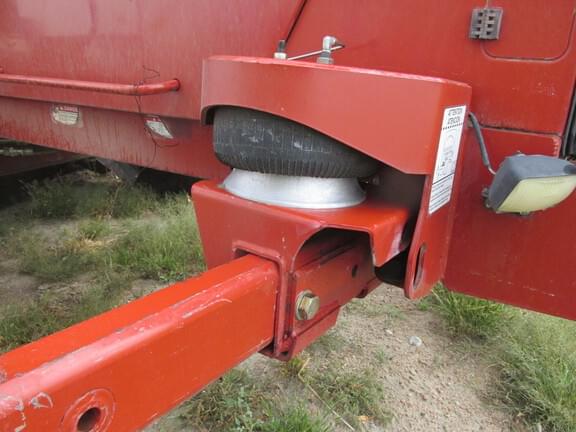 Image of New Holland HW365 equipment image 3