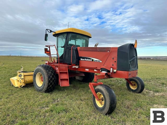 Image of New Holland HW365 equipment image 3