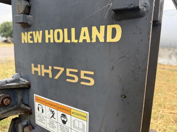 Image of New Holland L185 equipment image 3