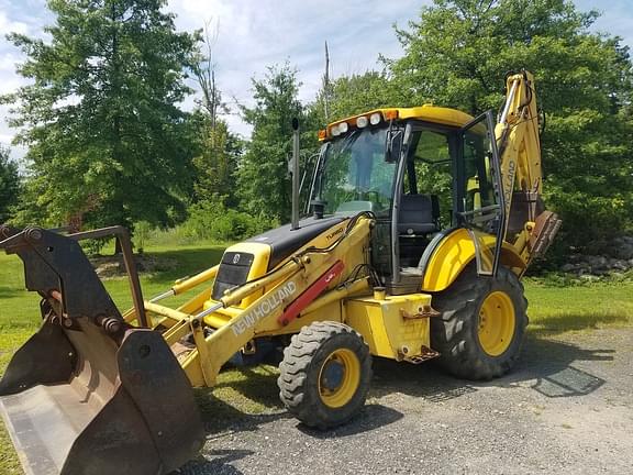 2005 New Holland LB75B Equipment Image0