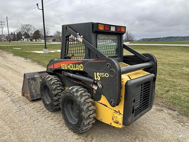 Image of New Holland LS150 equipment image 2