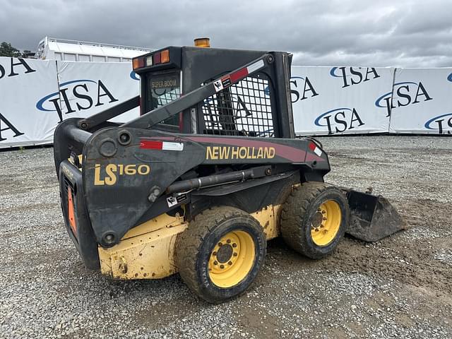 Image of New Holland LS160 equipment image 4