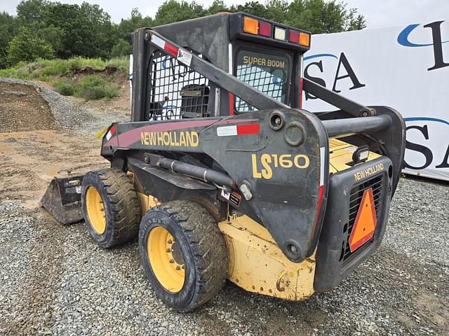 Image of New Holland LS160 equipment image 2
