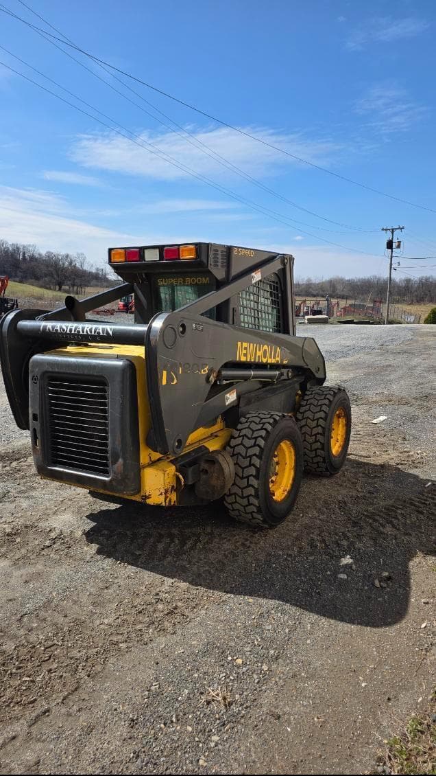 Image of New Holland LS180B equipment image 4