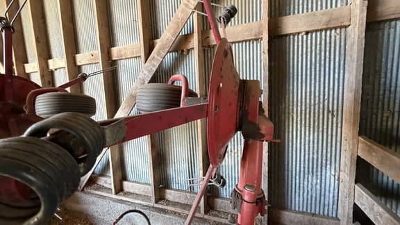 Image of New Holland NH163H equipment image 3