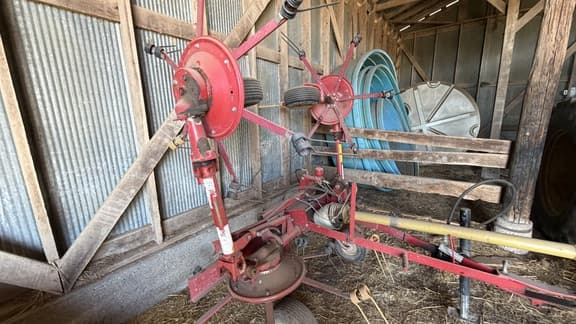 Image of New Holland NH163H equipment image 4