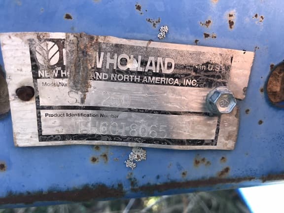 Image of New Holland ST250 equipment image 4