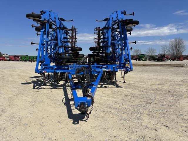 Image of New Holland ST250 equipment image 1