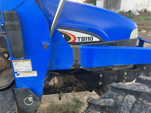 Image of New Holland TB100 equipment image 3