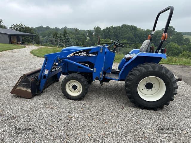 Image of New Holland TC30 equipment image 2