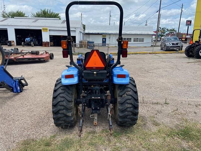 Image of New Holland TC33DA equipment image 3