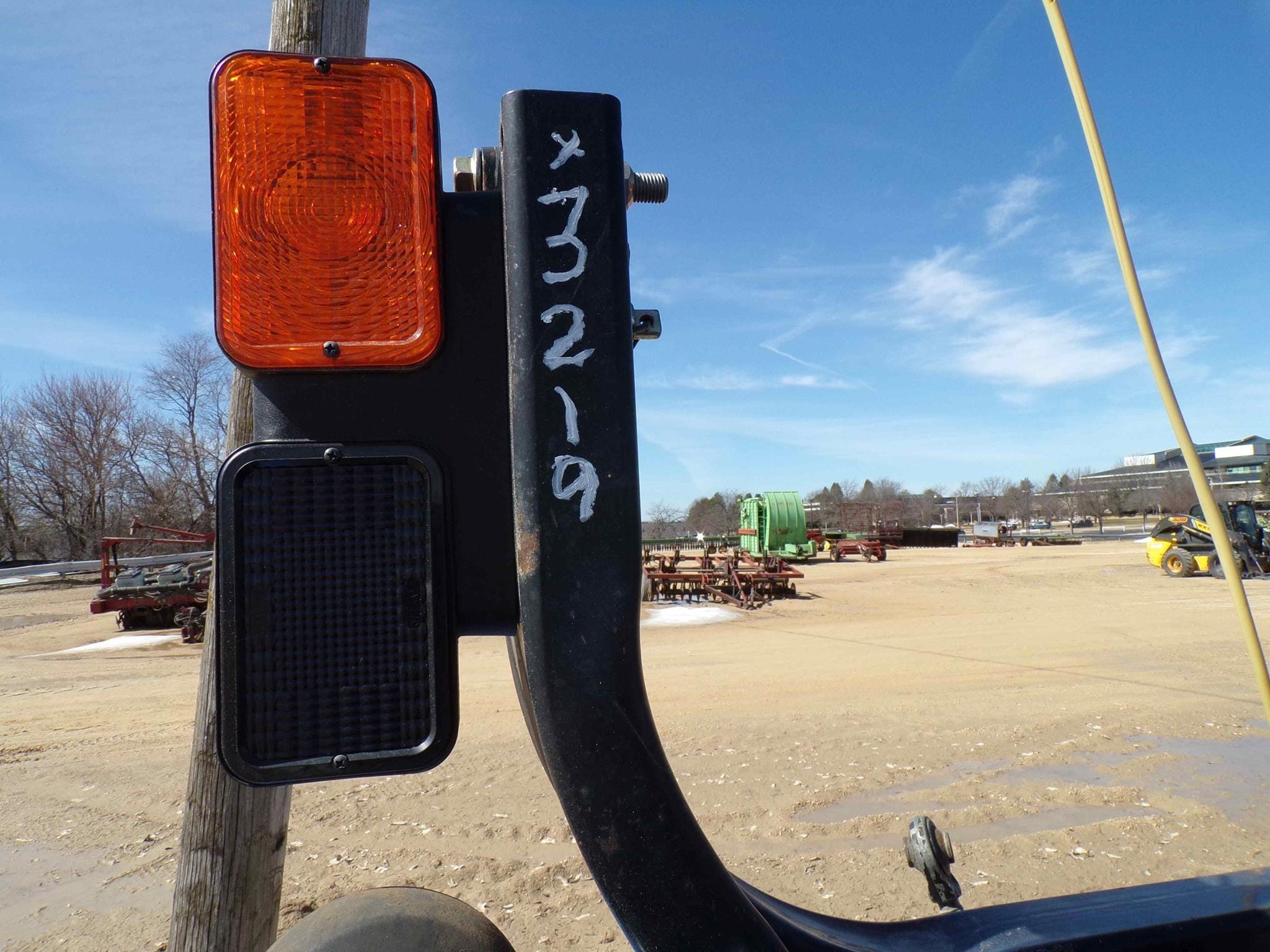 2005 New Holland TC45DA Equipment Image0