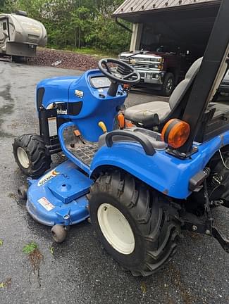 Image of New Holland TZ22DA equipment image 2