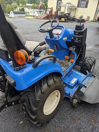 Image of New Holland TZ22DA equipment image 3
