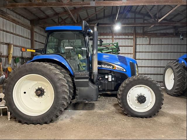 Image of New Holland TG210 equipment image 1