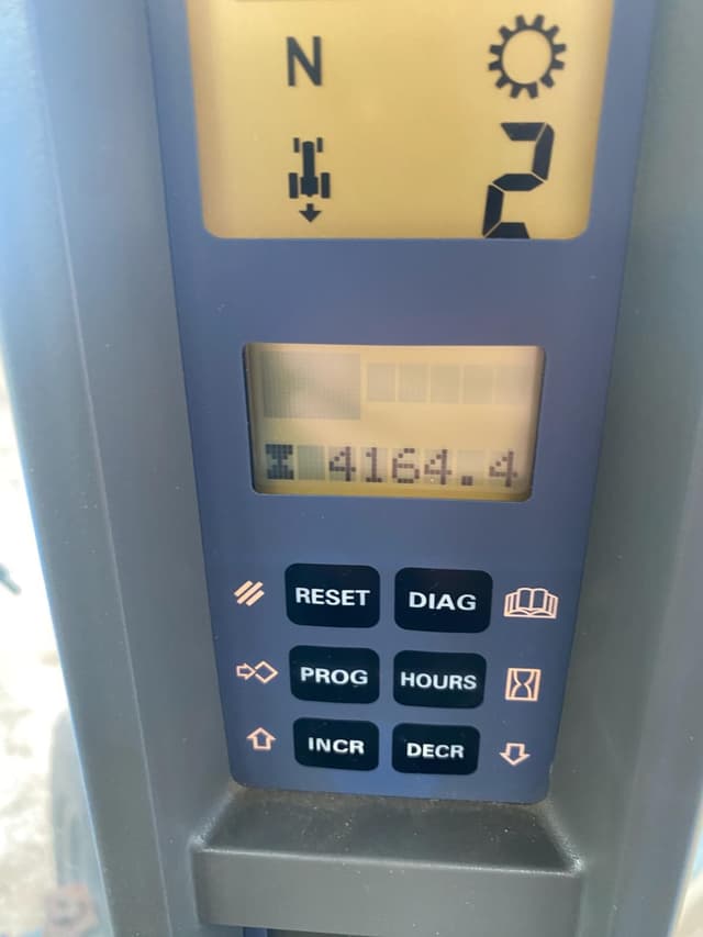 Image of New Holland TG210 equipment image 1