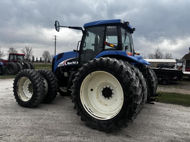 Image of New Holland TG285 equipment image 3