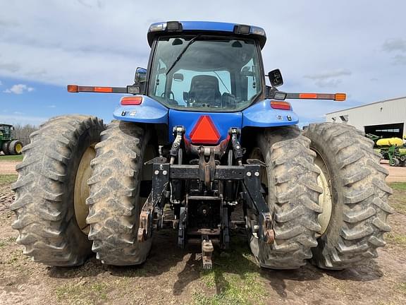 Image of New Holland TG285 equipment image 3