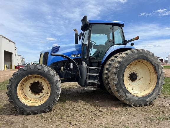 Image of New Holland TG285 equipment image 1