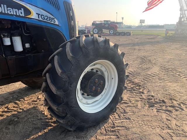 Thumbnail image New Holland TG285 26