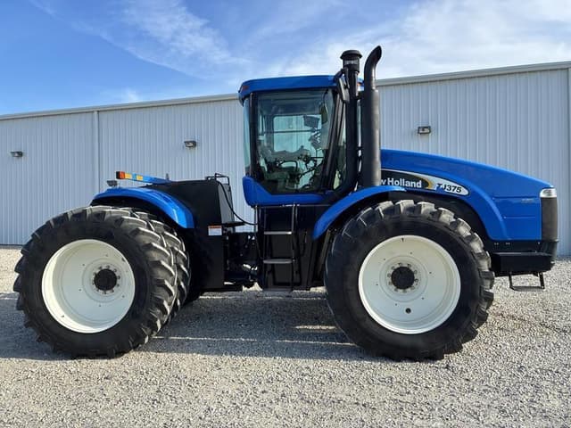 Image of New Holland TJ375 equipment image 3
