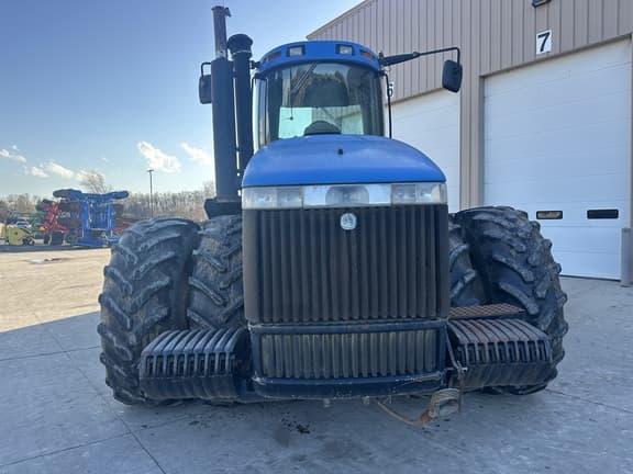 Image of New Holland TJ375 equipment image 1