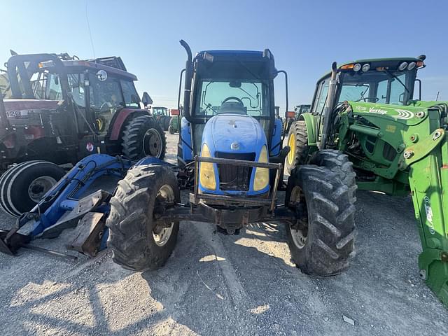 Image of New Holland TL100A equipment image 1
