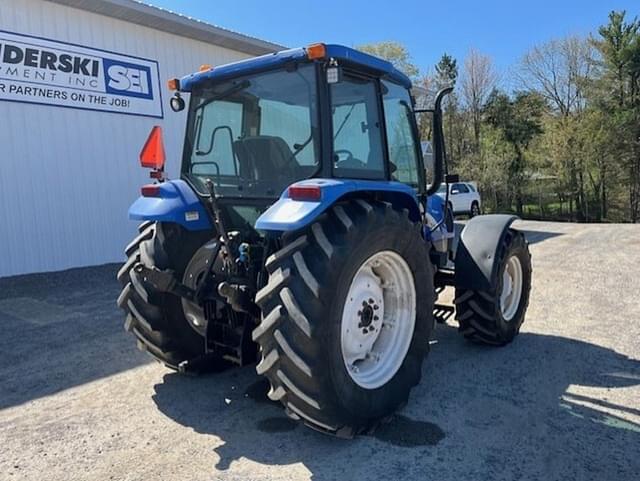Image of New Holland TL100A equipment image 1