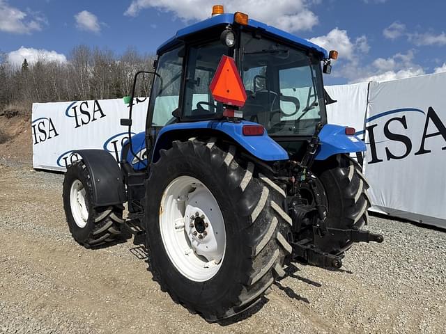 Image of New Holland TL100A equipment image 2