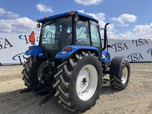 Image of New Holland TL100A equipment image 4