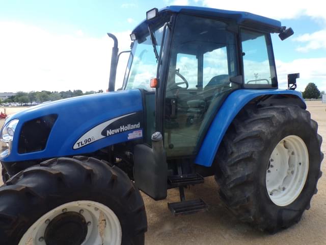 Image of New Holland TL90A equipment image 3