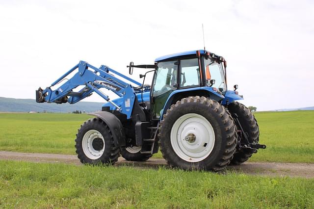 Image of New Holland TM175 equipment image 2