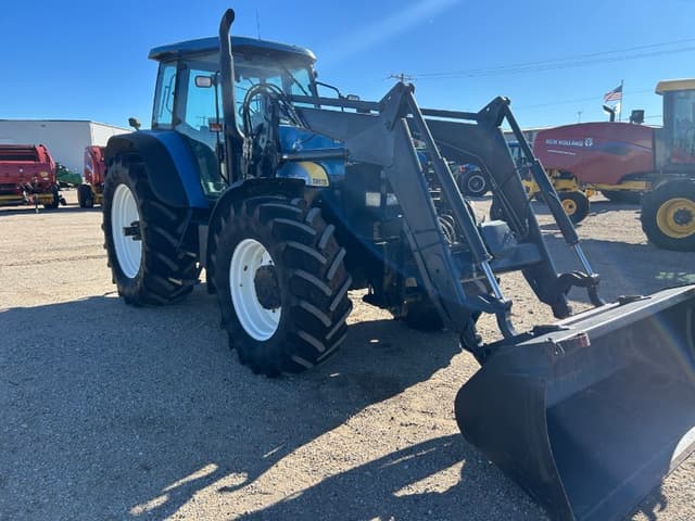 Image of New Holland TM175 equipment image 2