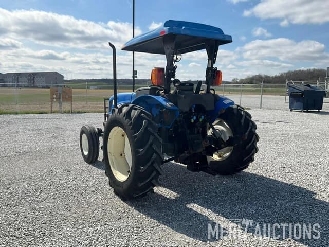 Image of New Holland TN70A equipment image 2