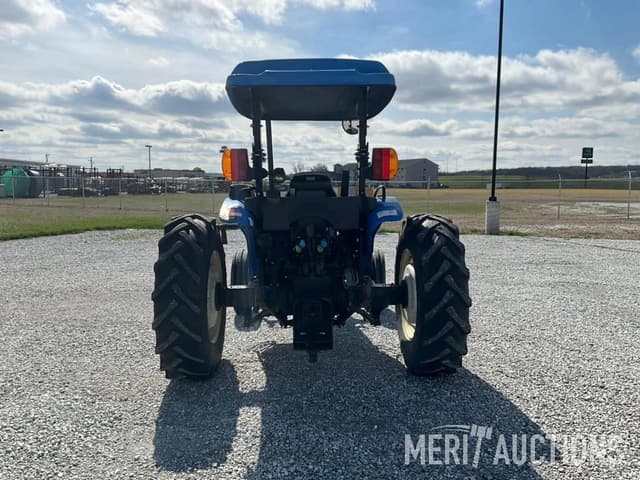 Image of New Holland TN70A equipment image 3