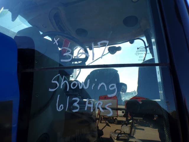 Image of New Holland TS135A equipment image 1