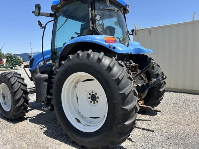 Image of New Holland TS135A equipment image 3