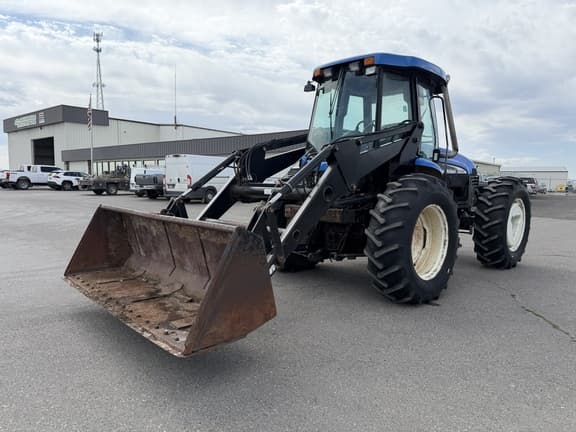 Image of New Holland TV145 equipment image 3