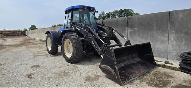 Image of New Holland TV145 equipment image 1