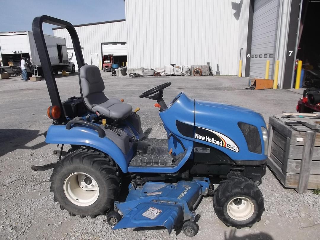 Image of New Holland TZ18DA Primary image