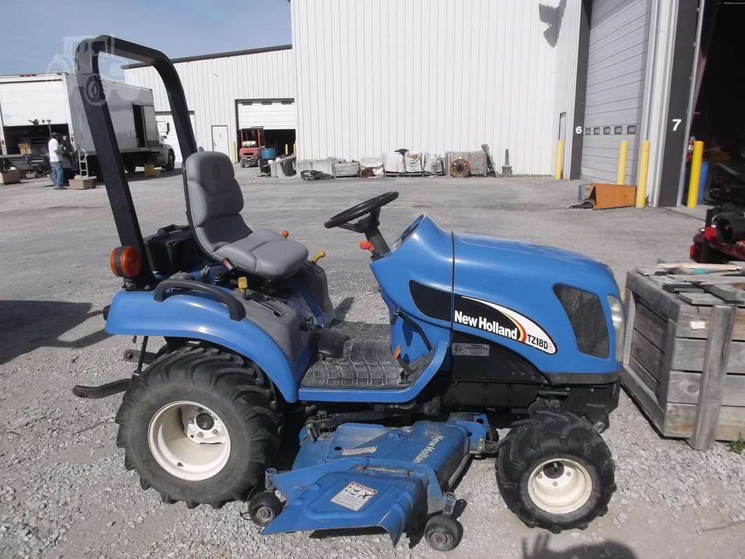 Image of New Holland TZ18DA Primary image